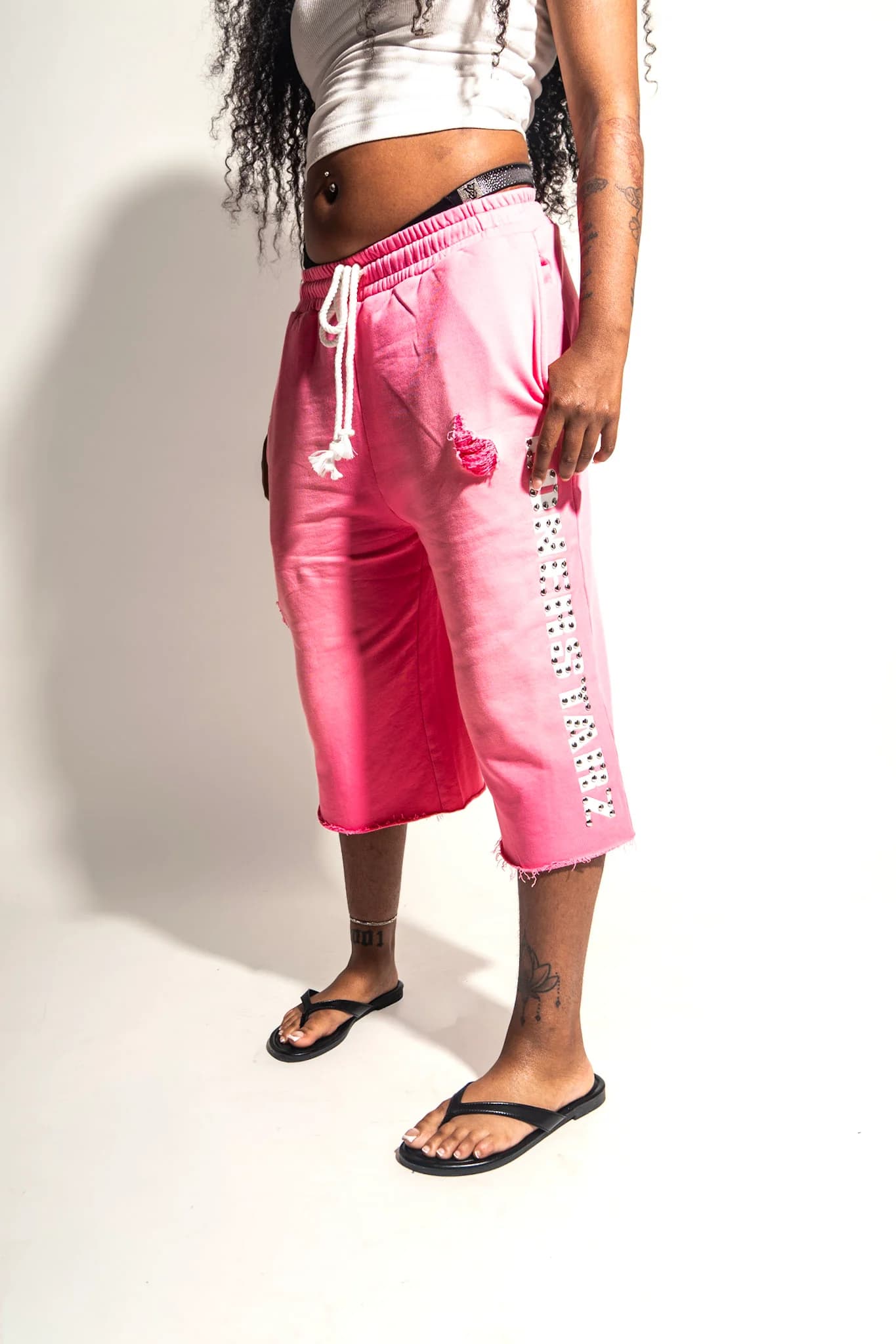 LONERSTARZ 3/4 Capris in Pink
